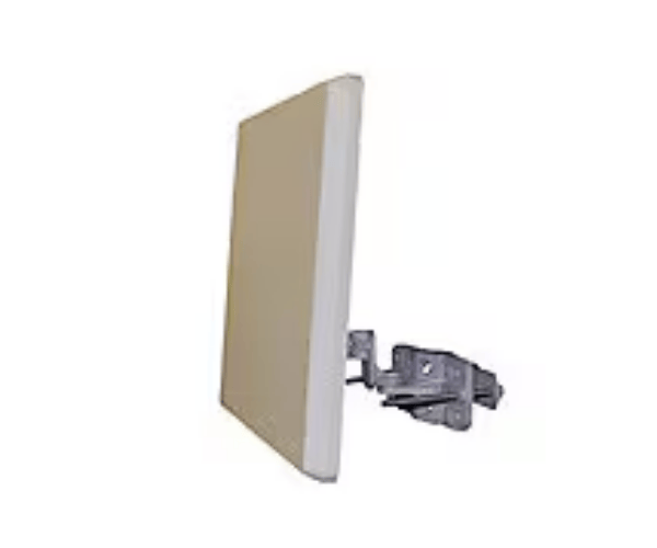 Fortinet FANT-04ABGN-1414-P-N 2.4/5GHz 14dBi Wi-Fi Patch Antenna with 4 N-Style Connectors (H:35/V:35)
