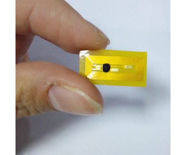 NFC Free sample sticker HF Small cheap Build-in tag sticker