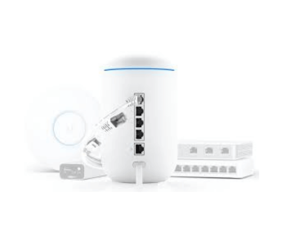 Ubiquiti / UBNT UniFi UDM Dual-Band Router