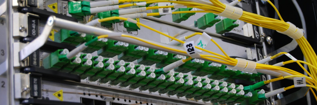 Avoid Network Compatibility Pitfalls in Bangladesh: SFP, PoE, and Fiber