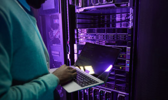 Signs Your Server Rack Strategy Is Holding Back Bangladesh Growth